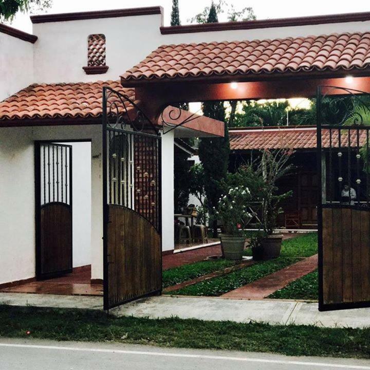 Casa De Descanso Lolha บากาลาร์ ภายนอก รูปภาพ